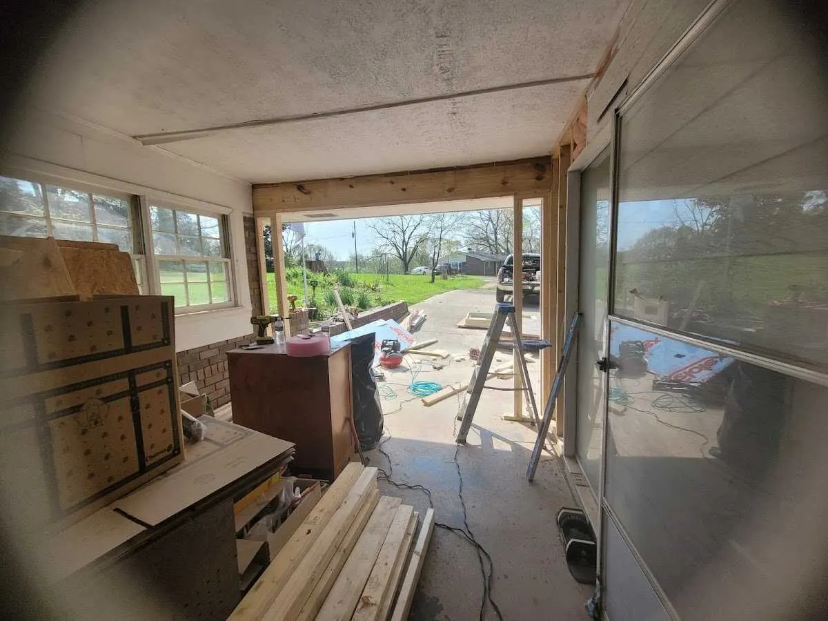 Air movers and dehumidifier for Drying & Dehumidification in Wendell